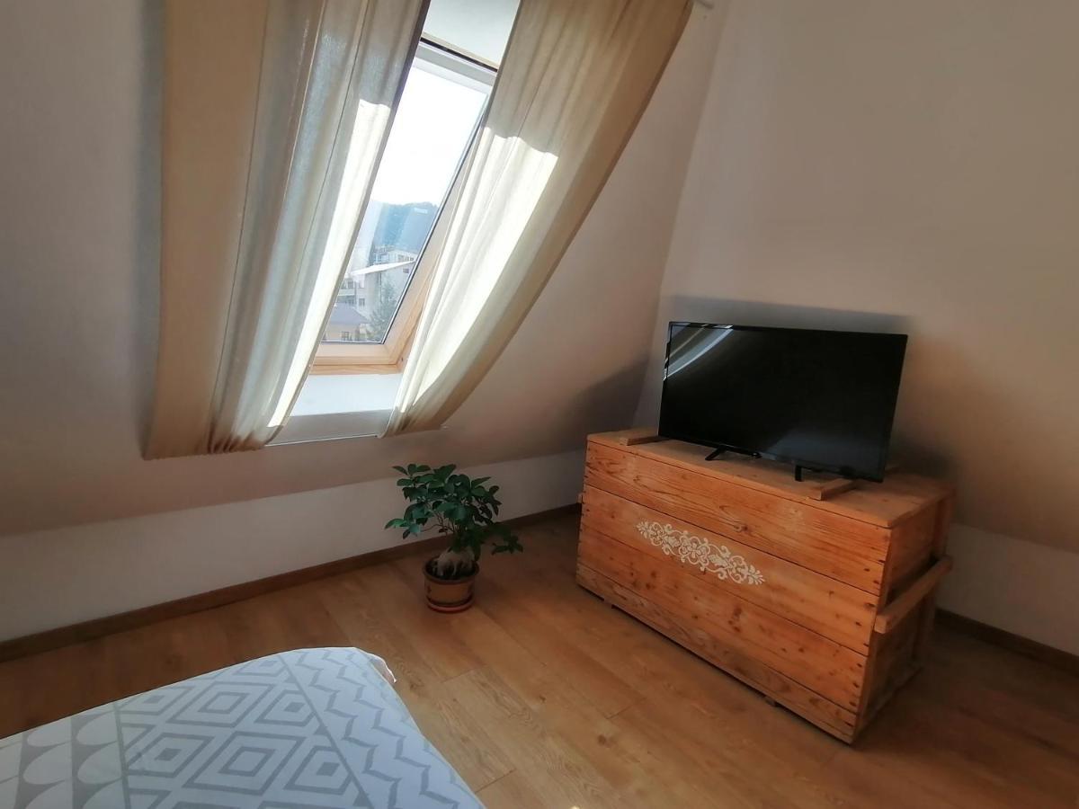 Апартаменты Casa Bologna Брашов Экстерьер фото